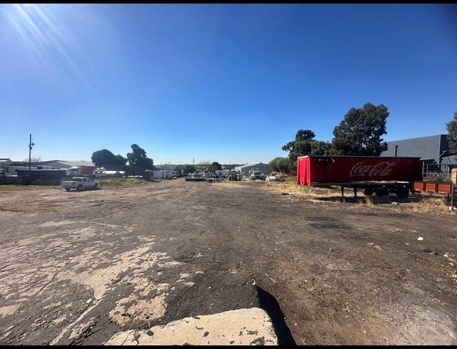 4,773M² WAREHOUSE FOR SALE IN CHLOORKOP